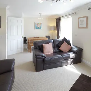  Holiday home Host & - The Signal House